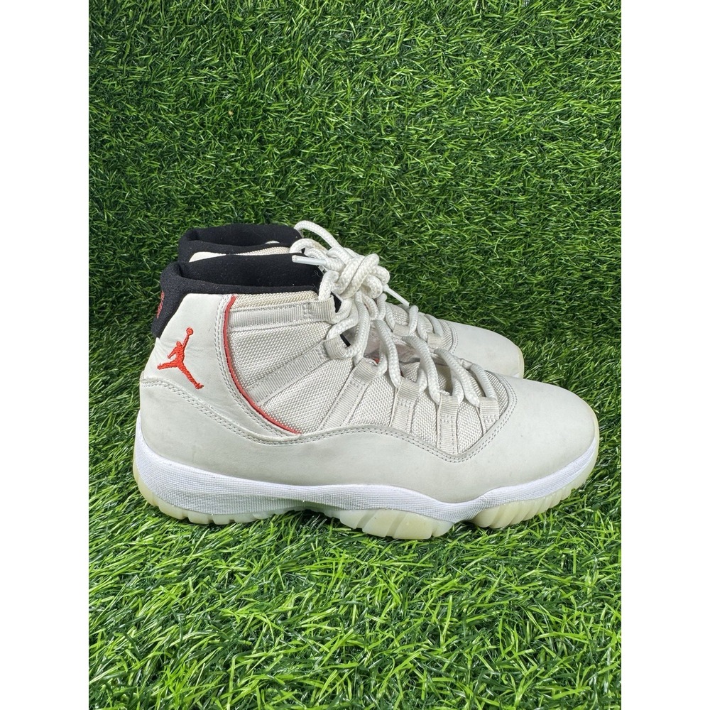 Air Jordan 11 Men's Size 8.5 Retro Platinum Tint 378037-016
